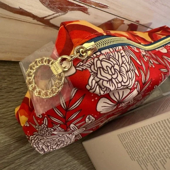 NEW RHODE 3 Piece Skincare Bundle with Travel Pouch - Picture 10 of 10